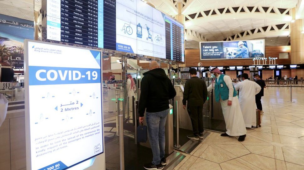 UAE ने भारत पर लगा Travel Ban हटाया, Corona Vaccine की दोनों डोज ले चुके पैसेंजर्स को छूट