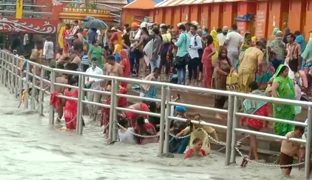 आज Ganga Dussehra पर इन 5 शुभ मुहूर्तों में करें पूजा, ये टोटके करने से जीवन में आएगी सुख-समृद्धि