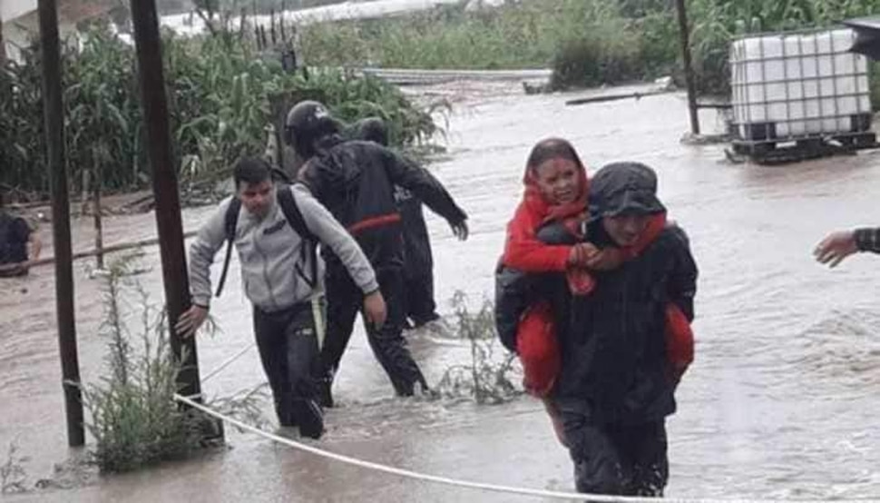 उत्तर प्रदेश: नदियों के उफान को देखते हुए 16 जिलों में जारी किया गया बाढ़ का अलर्ट