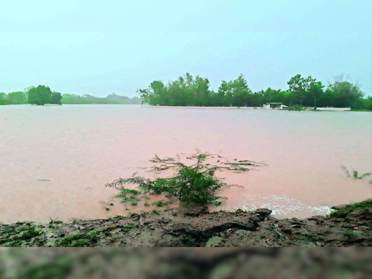 टापू में तब्दील हुआ भंटाडीह गांव (प्रतीकात्मक फोटो) 