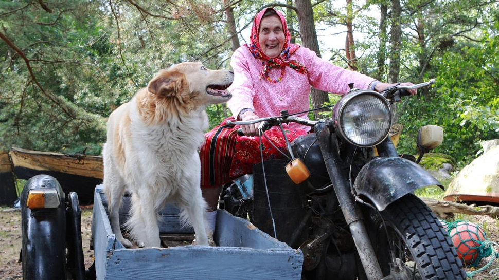 पुरुषों के बजाए महिलाओं का ही राज kihnu island matriarchy