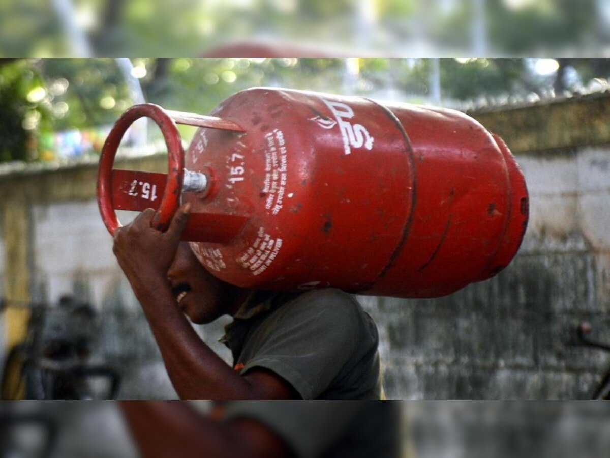 LPG Cylinder Discount: इस Mobile App पर करिए बुकिंग, सिर्फ 9 रुपये में घर आ जाएगा LPG सिलेंडर! जानिए तरीका