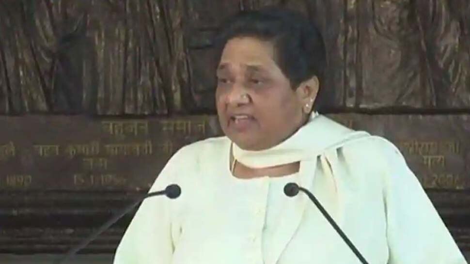 मायावती का ऐलान- ज़िला पंचायत अध्यक्ष का चुनाव नहीं लड़ेगी BSP, पूरा फोकस विधानसभा चुनाव पर