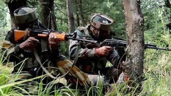 कश्मीर में हुई मुठभेड़ में लश्कर का कमांडर अबरार और एक पाकिस्तानी आतंकी ढेर