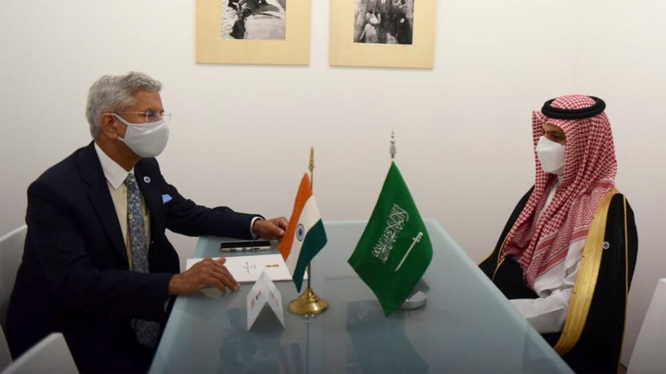 Italy में काफी व्यस्त नजर आए Jaishankar, G-20 से इतर कई देशों के Foreign Ministers से की मुलाकात