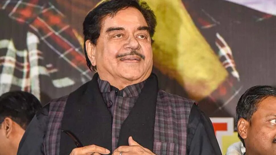 क्या फिर BJP में वापसी करेंगे Shatrughan Sinha? बिहारी बाबू ने पीएम मोदी को लेकर ट्वीट को बताया 'व्यंग्य'