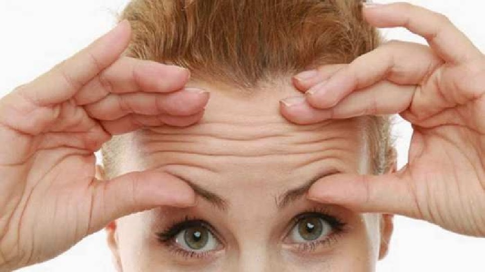 Samudra Shastra: माथे पर पड़ने वाली लकीरें देती हैं Future के कई संकेत, ऐसे जानें अपने बारे में