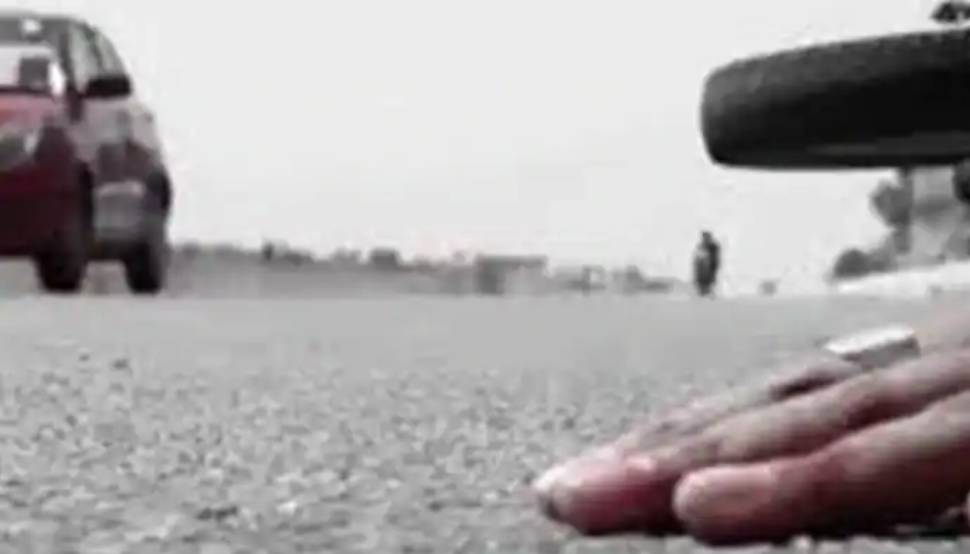 जम्मू-श्रीनगर हाईवे पर दर्दनाक हादसा, 1 बच्चा, 2 महिलाओं समेत 4 की मौत