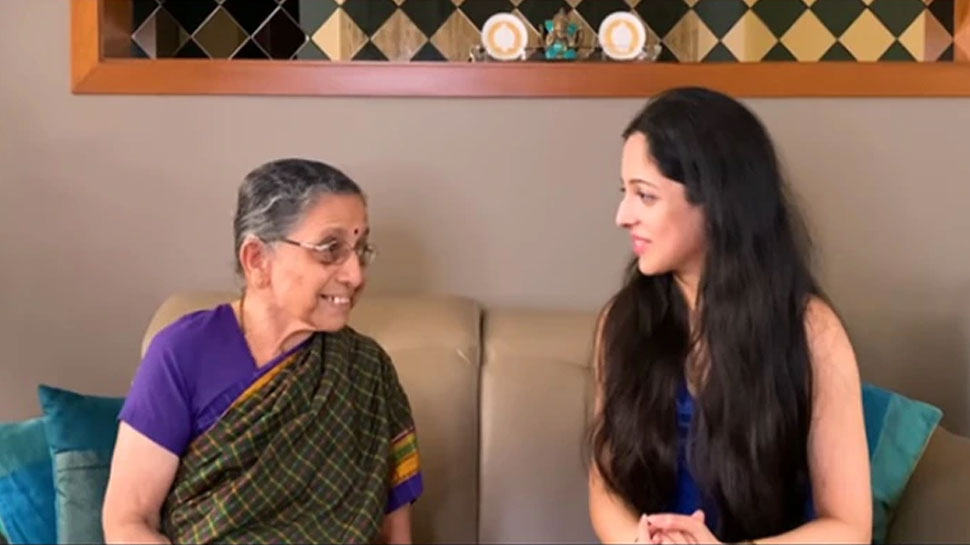 VIDEO: जब दादी ने पोती से 'सेक्स' पर खुलकर की बात, इंटरनेट पर मचा हंगामा