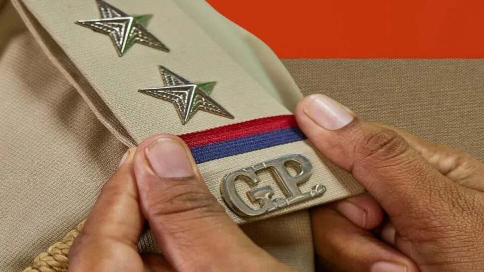 अजीबो-गरीब: गुजरात पुलिस को भोतों के खिलाफ़ दर्ज करनी पड़ी शिकायत, जानिए पूरा मामला