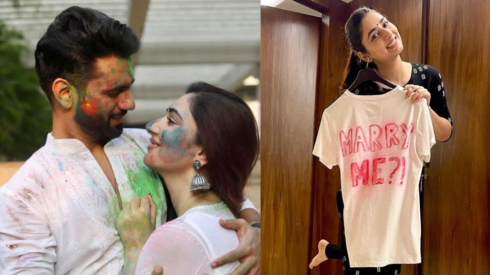 जिस टीशर्ट की मदद से गर्लफ्रेंड Disha Parmar को किया था प्रपोज, Rahul Vaidya ने बताया उसका क्या करेंगे जिस टीशर्ट की मदद से गर्लफ्रेंड Disha Parmar को किया था प्रपोज, Rahul Vaidya ने बताया उसका क्या करेंगे
