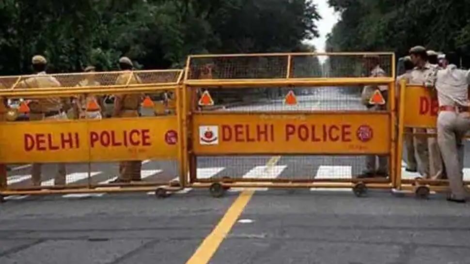 प्रदर्शन कर रहे किसानों की बढ़ रही हिम्मत, संसद भवन तक पहुंचे; एक्शन में दिल्ली पुलिस