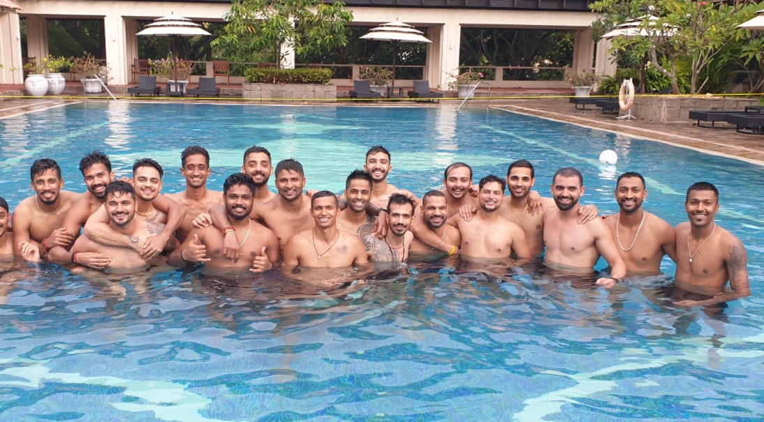 Team India के स्विमिंग पूल में नहाने पर हंगामा, फैंस ने इस वजह से बुरी तरह किया ट्रोल