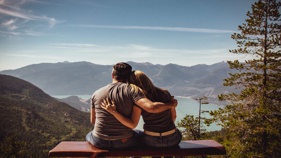 पार्टनर को खुश करने के लिए अपनाएं लव ट्रिक्स Use love tricks to please partner