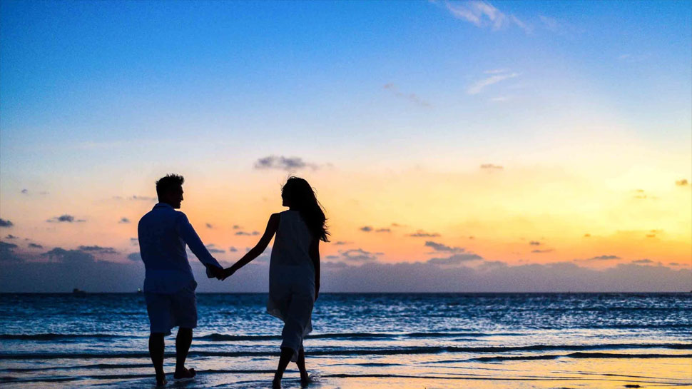 पार्टनर के साथ बिताएं क्वालिटी टाइम Plan an adventure trip with partner