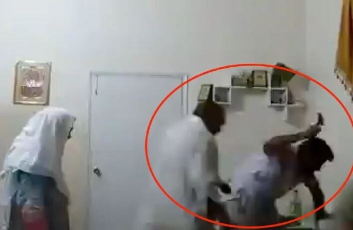 Video: बहन ने मांगा हिस्सा तो भाइयों नें हथौड़े और हेलमेट से किया ताबड़तोड़ हमला, बुजुर्ग महिला को भी पीटा