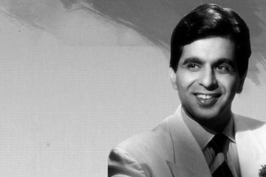 PM मोदी समेत फिल्म इंडस्ट्री के तमाम हस्तियों ने दिलीप कुमार के निधन पर जताया शोक