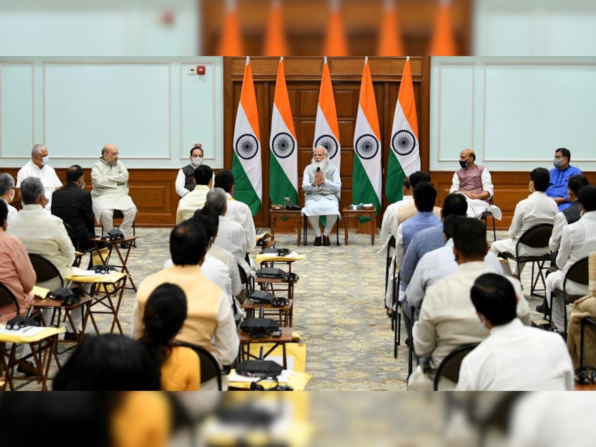 Modi Cabinet Expansion Live: मंत्रिमंडल विस्तार से पहले मोदी कैबिनेट से छंटनी, अब तक 10 मंत्री दे चुके हैं इस्तीफा