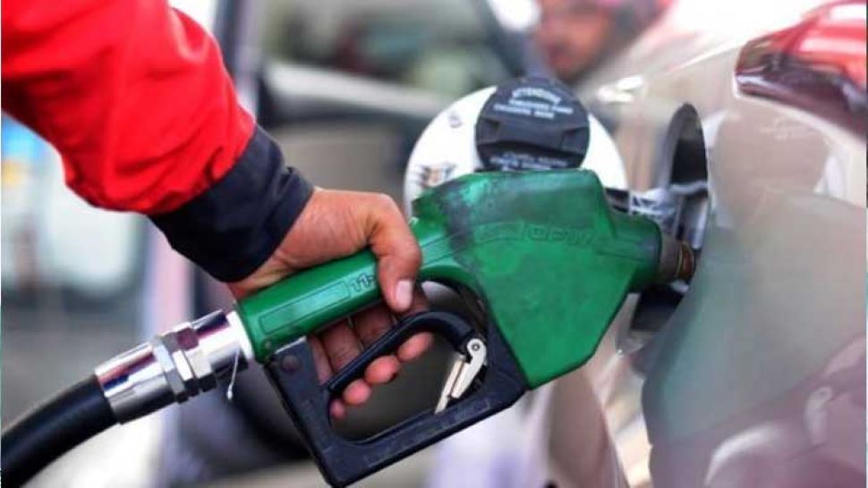 Petrol Price Today 10 July 2021: पेट्रोल-डीजल के दामों में आज फिर लगी आग, जानें अपने शहर की कीमत