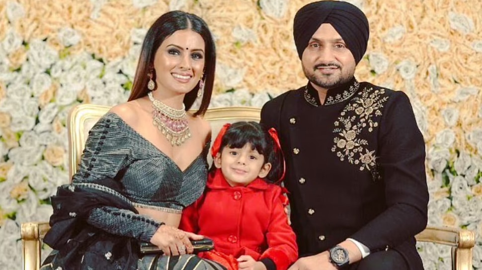 Harbhajan Singh के घर आया नन्हा मेहमान, दूसरी बार मां बनीं Geeta Basra