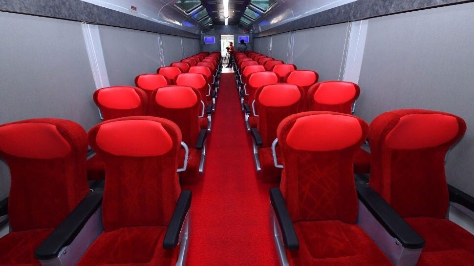 New Feel in Vistadome Coach