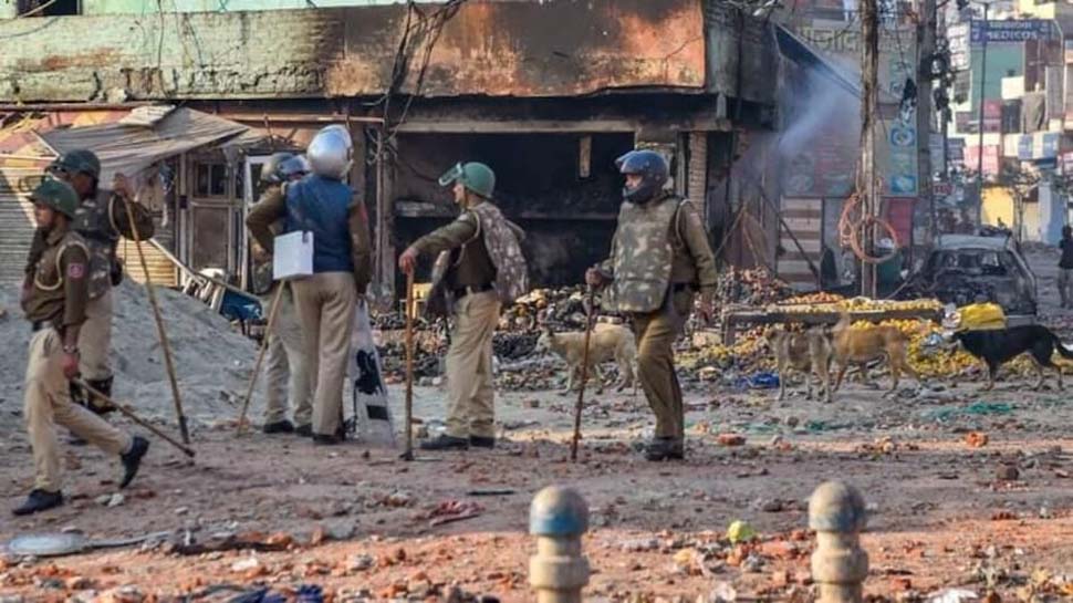 दिल्ली दंगा: अदालत ने कहा- लगता है पुलिस ही मुलजिमों को बचा रही, कोर्ट ने 25 हजार का जुर्माना लगाया