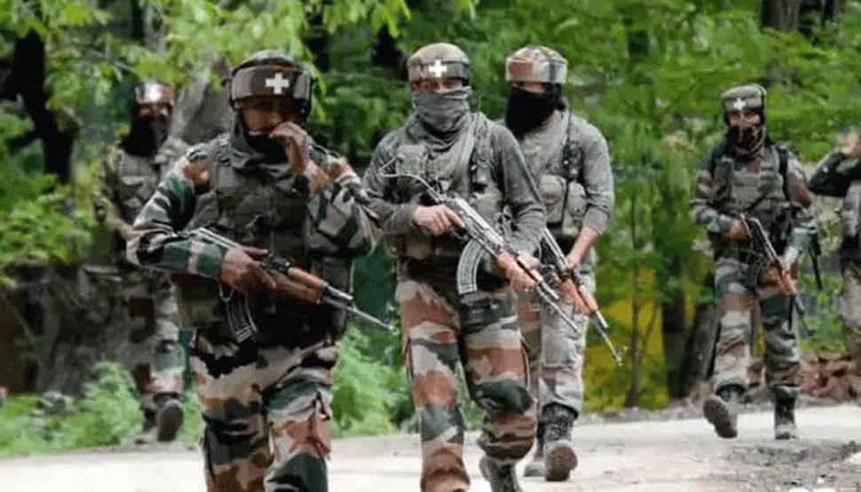 Srinagar: सिक्योरिटी फोर्सेज ने ढेर किए दो आंतकी, ऑपरेशन जारी