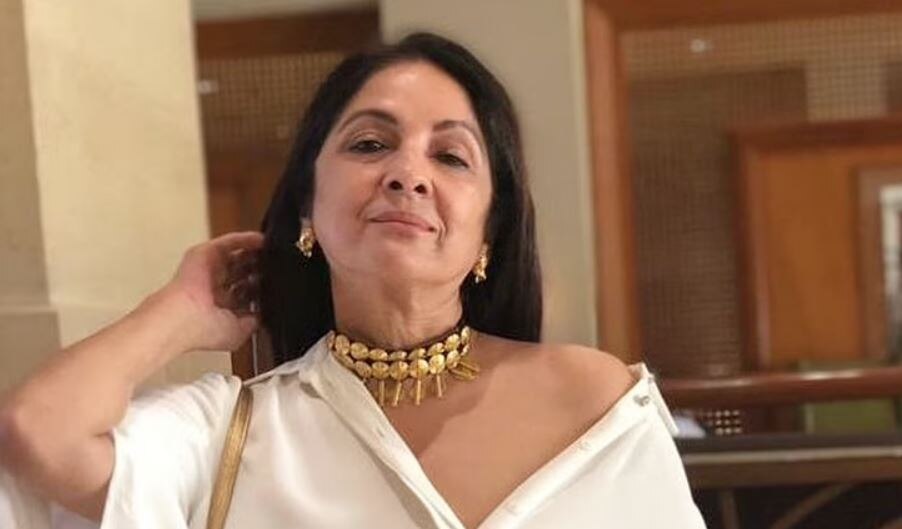 62 की उम्र में नीना गुप्ता ने दिखाई 16 साल की लड़की जैसी अदाएं, वायरल हुआ वीडियो