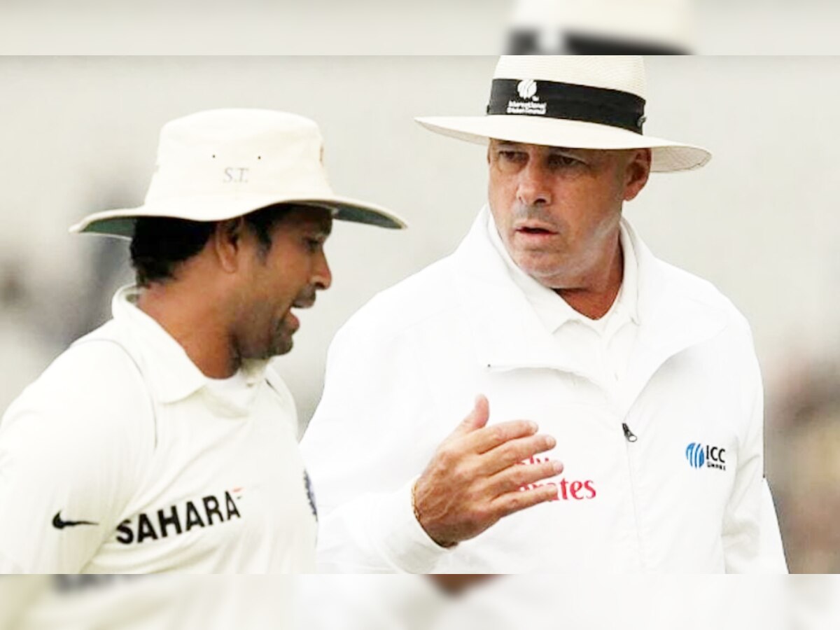 Sachin Tendulkar and ICC Umpire Daryl Harper