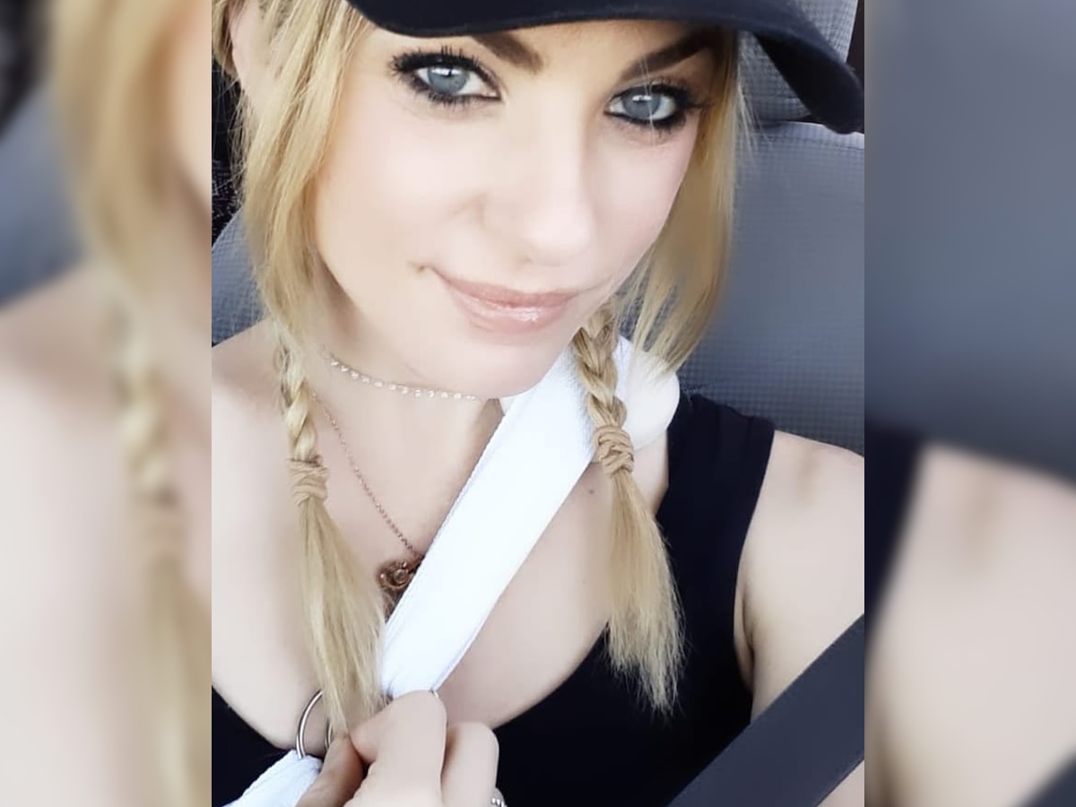 Adult film star Dahlia Sky Dies in suspected suicide America