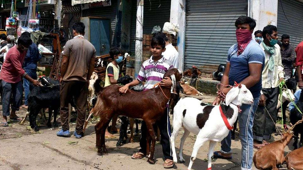 Eid al-Adha 2021: बकरीद पर जानवरों की कुर्बानी को लेकर चिट्ठी से J&K में हड़कंप, अब प्रशासन ने दी ये सफाई