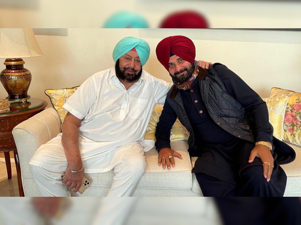 CM captain Amarinder singh and Navjot Singh Sidhu, File Photo