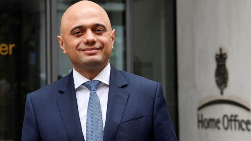 Corona Vaccine लगवा चुके ब्रिटेन के स्वास्थ्य मंत्री Sajid Javid हुए संक्रमित, खुद ट्वीट कर कही दी जानकारी