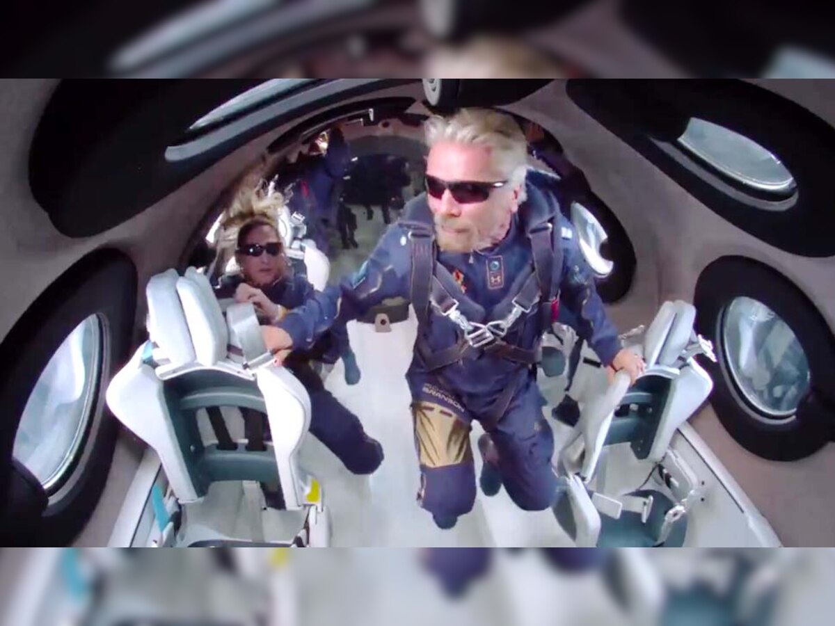 VIDEO: Richard Branson ने अंतरिक्ष की यात्रा कर बनाया रिकॉर्ड, जेफ बेजोस का सपना हुआ चूर