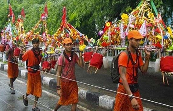 कांवड़ यात्रा से बढ़ सकता है संक्रमण का खतरा, अखाड़ा परिषद ने किया रद्द का समर्थन