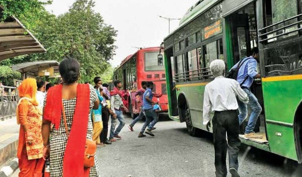 DTC Bus से सफर करने वालों के लिए अच्छी खबर: मोबाइल में देखिए 'रनिंग स्टेटस'