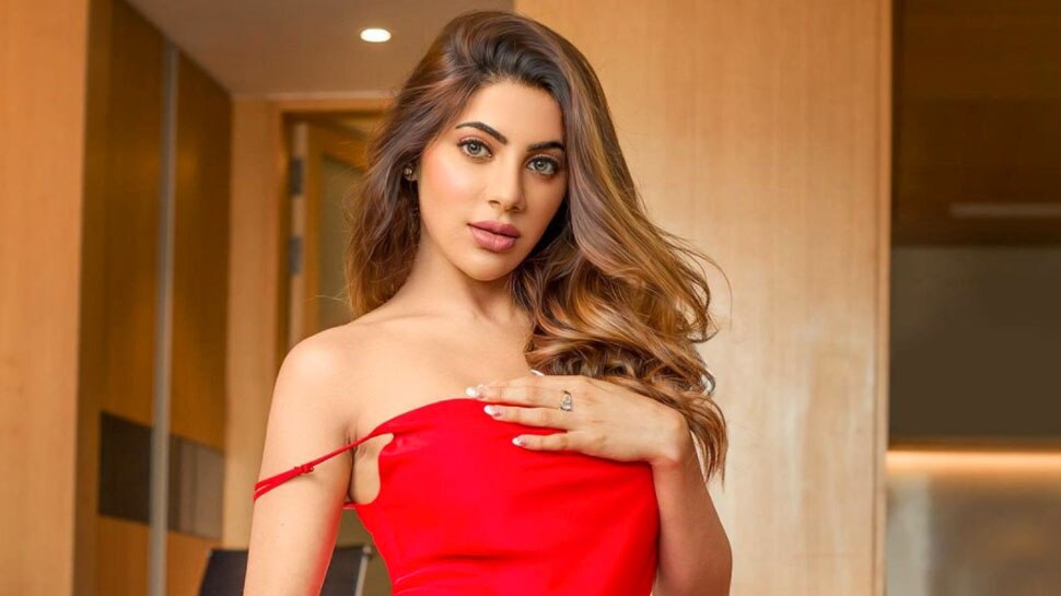 टास्क छोड़े, हार मानी और पहले ही हफ्ते में बाहर हो गईं Nikki Tamboli; अब बताया क्या थी वजह