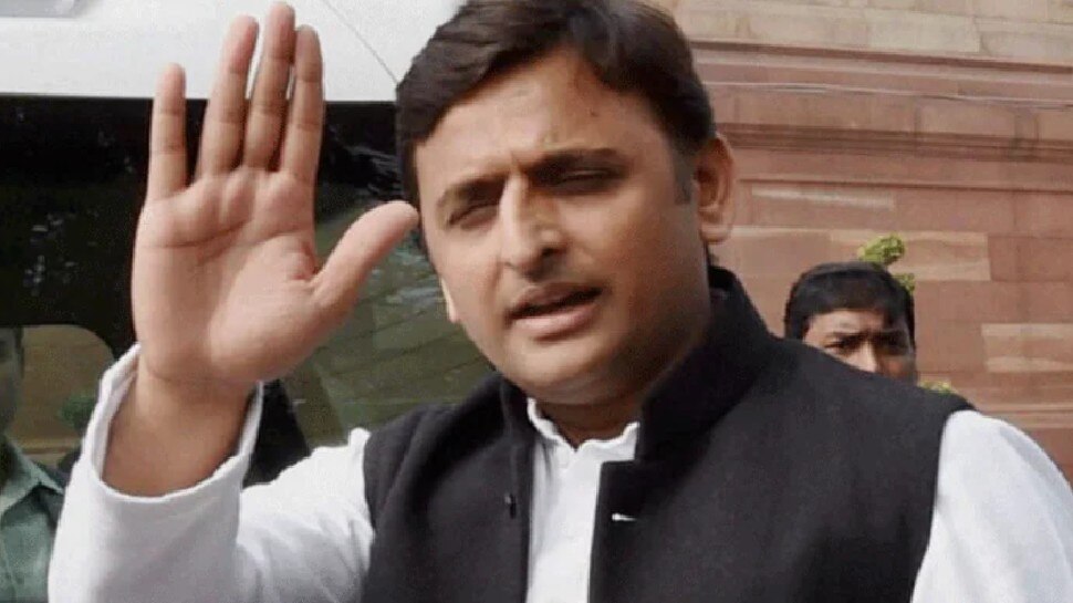 Parliament Session छोड़ लखनऊ रवाना हुए Akhilesh Yadav, आजम को देखने सीधे पहुंचेंगे अस्पताल