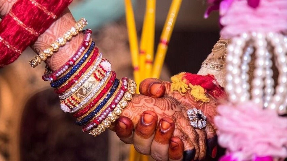 Jharkhand: शादी के बाद पति को छोड़कर भागी थी दुल्हन, Agreement के तहत रहेगी प्रेमी के साथ