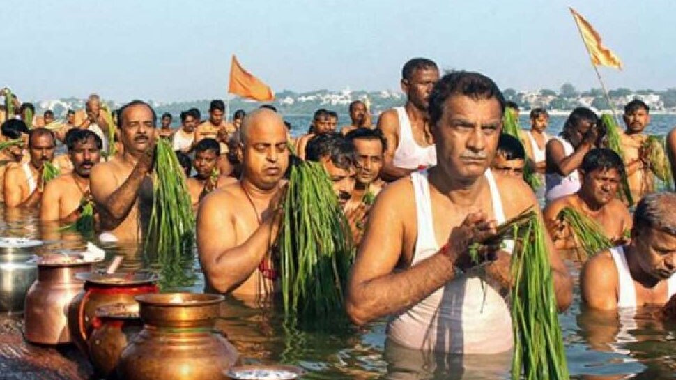 Garuda Purana: मृत्यु के बाद क्यों जरूरी माना गया है पिंडदान, जानें ये कारण