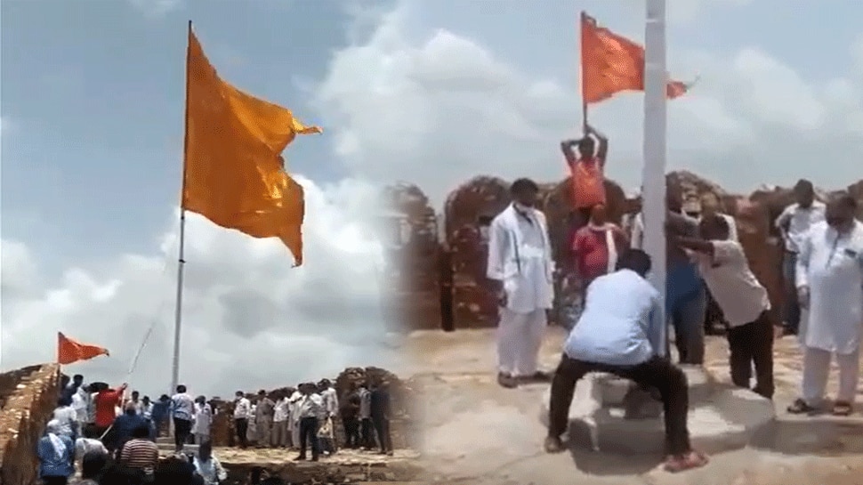 Rajasthan: विधायक की अगुवाई में धर्म ध्वजा हटाने का मामला गरमाया, हिंदुओं में आक्रोश