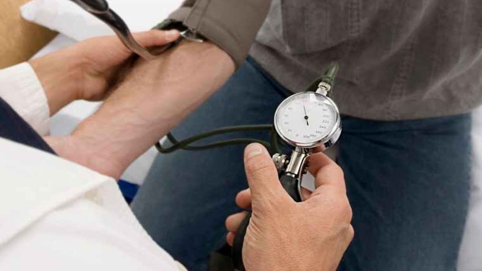 Coronavirus से रिकवर होने के बाद बढ़ गया आपका Blood Pressure? ये करने से होगा फायदा