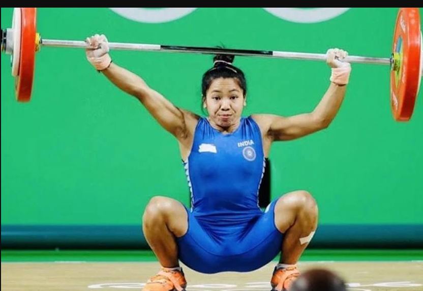 Mirabai Chanu Won Silver Medal In Tokyo Olympic Weightlifting Know Her Struggle Life Story म र ब ई च न ज गल स लकड य उठ न व ल लड क ज सन ओल प क म रच द य इत ह स