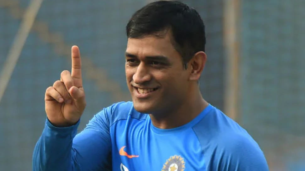 कमेंटेटर नहीं एक कोच बनकर भविष्य में मैदान पर उतरेंगे MS Dhoni!