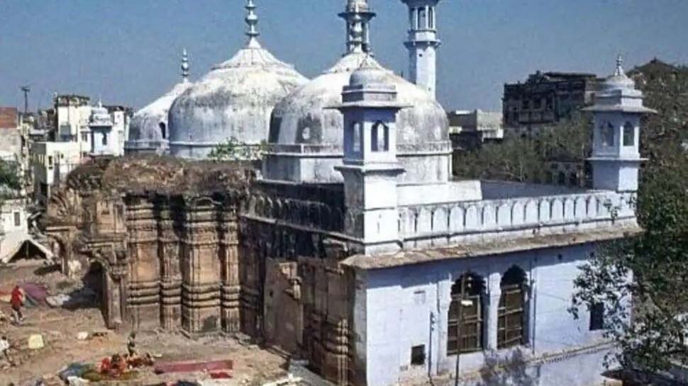 ज्ञानवापी मस्जिद: मुस्लिम पक्षकारों की बड़ी पहल, काशी विश्वनाथ मंदिर कॉरिडोर के लिए दी ज़मीन