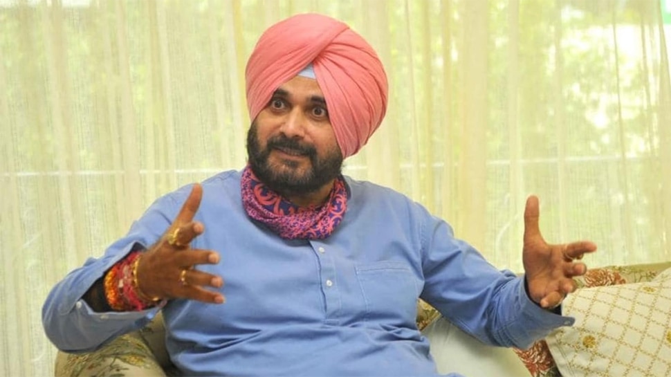 पंजाब कांग्रेस अध्यक्ष बनने पर Navjot Singh Sidhu को Pakistan सिख गुरुद्वारा प्रबंधक कमेटी ने दी बधाई, विपक्ष ने साधा निशाना