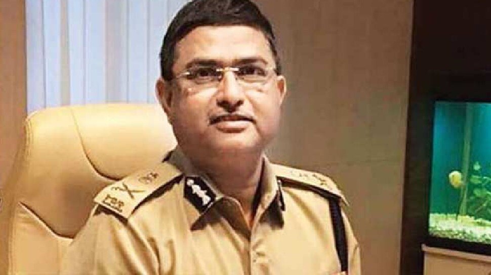Rakesh Asthana appointed as Delhi Police Commissioner | गुजरात कैडर के IPS राकेश  अस्थाना बने दिल्ली के पुलिस कमिश्नर, 3 दिन बाद होना था रिटायर । Hindi News,  देश