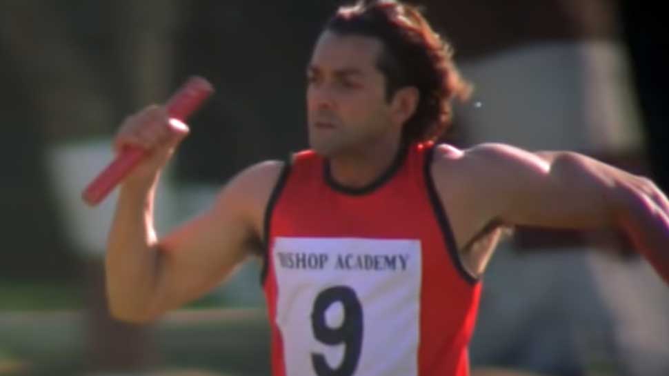 भागने में माहिर हैं बॉबी Bobby Deol Relay Race