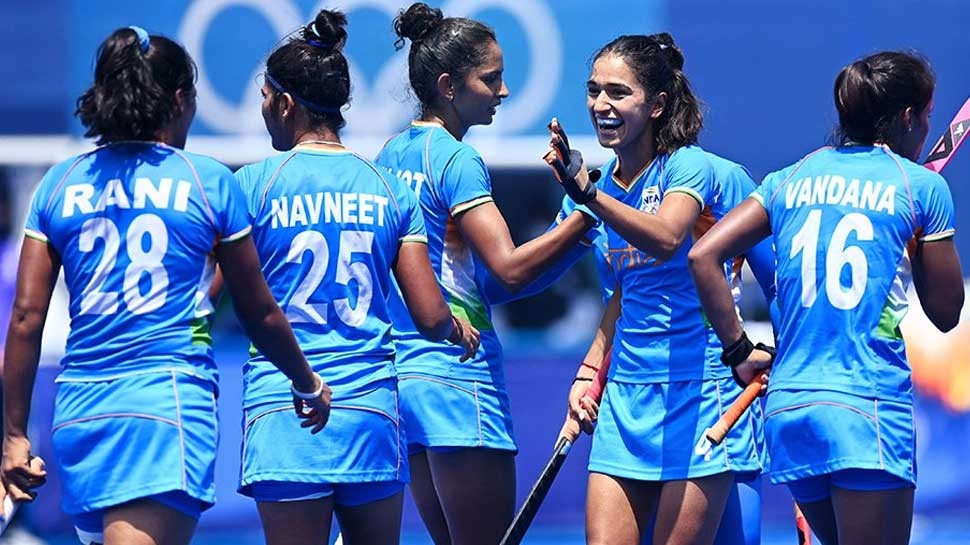 Vandana Katariya की हैट्रिक से जीती भारतीय महिला हॉकी टीम, क्वार्टर फाइनल की उम्मीदें कायम