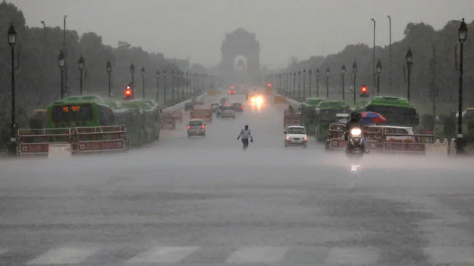 Weather Update: Delhi में मौसम हुआ सुहाना, UP; हरियाणा और राजस्थान में भी बारिश की संभावना